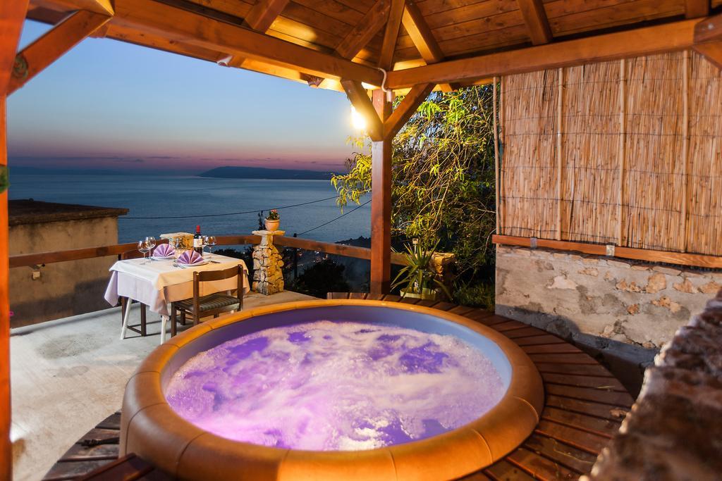 Villa Lora Тучепи Экстерьер фото